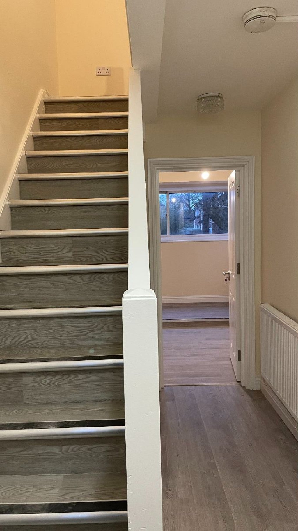 Flat Oakfield Close in Greater London