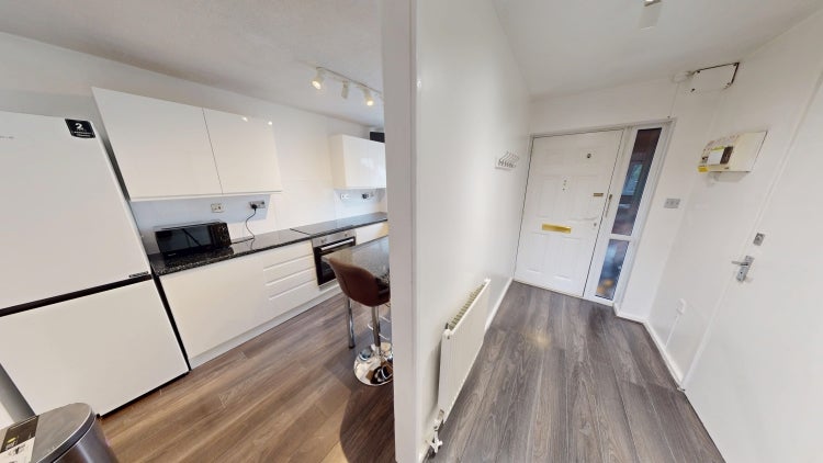 Flat Dundas Close in Nottingham