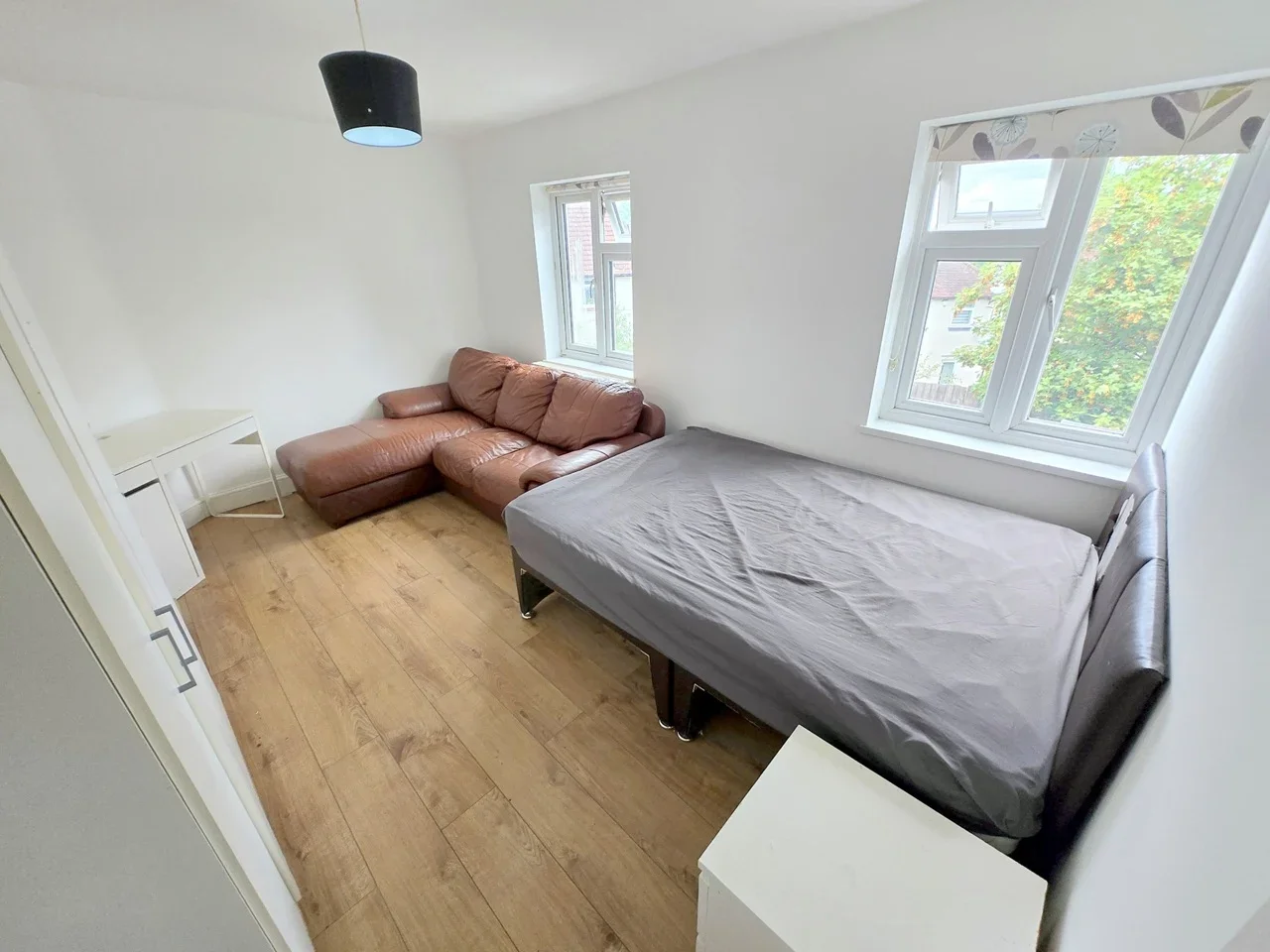 Room Cobland Road in Greater London