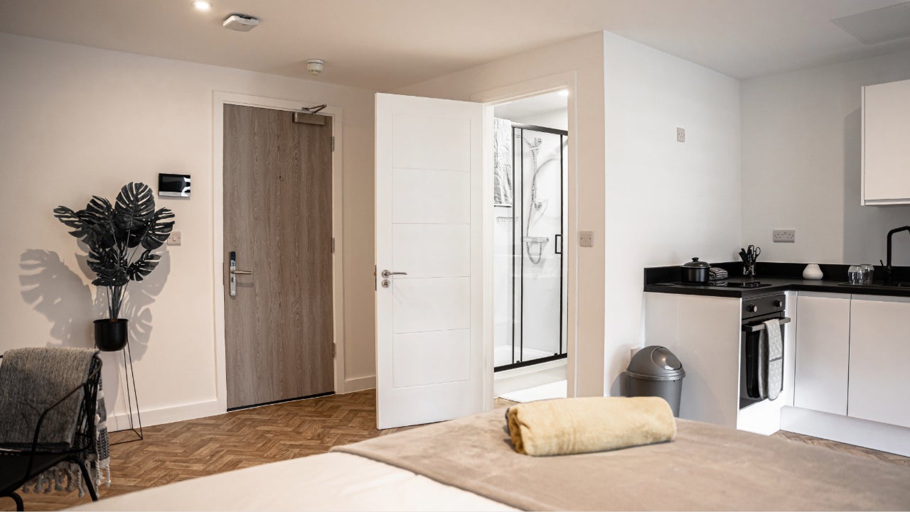 Room Old Bridge Street in Birmingham