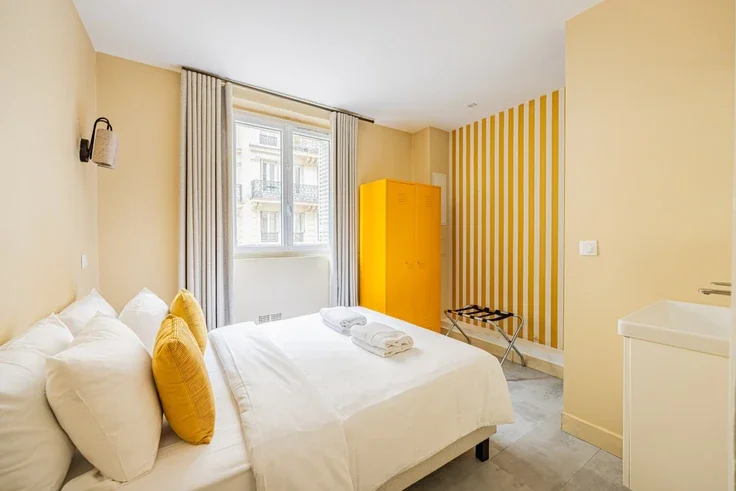 Appartement Rue de Rome à Paris