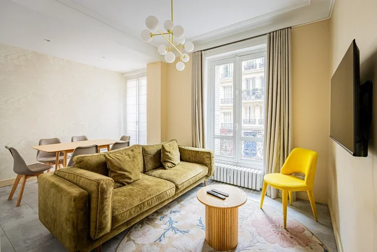 Appartement Rue de Rome à Paris