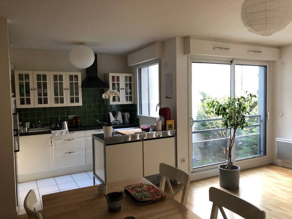 Flat Rue de Lappe in Paris