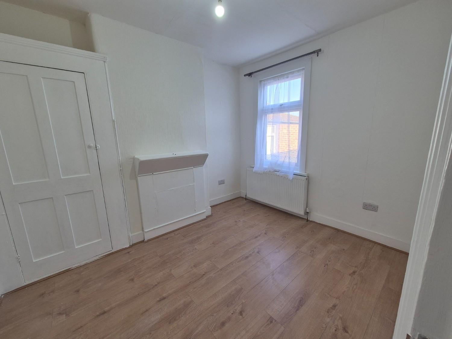 House Nevis Close in Greater London