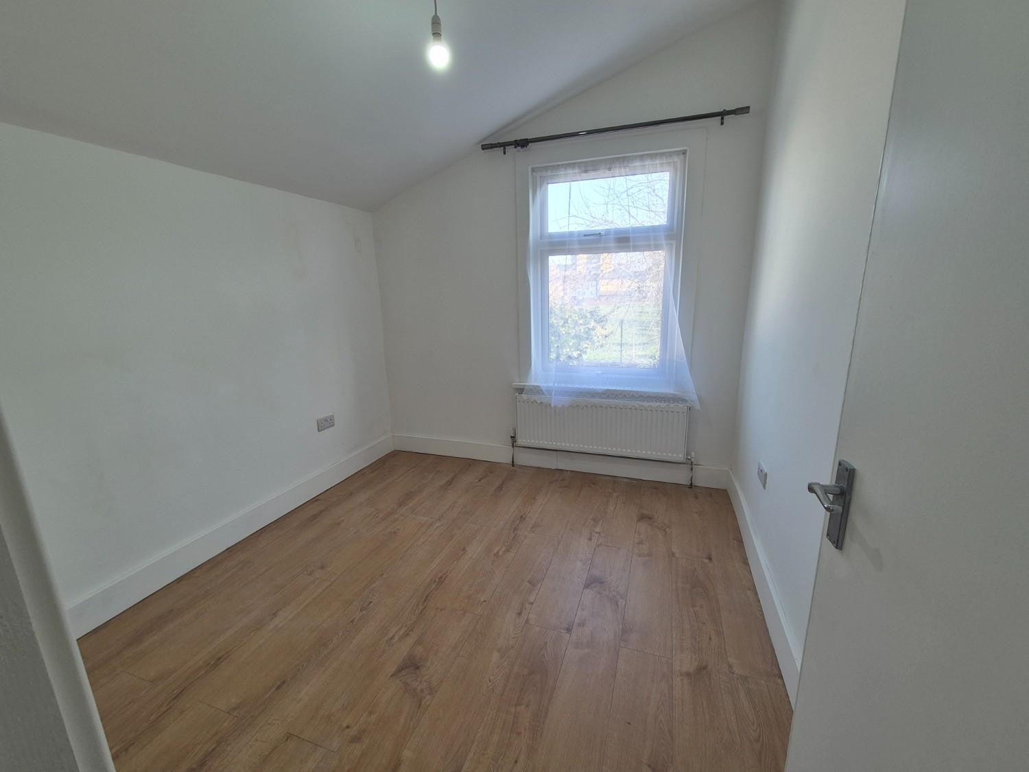 House Nevis Close in Greater London