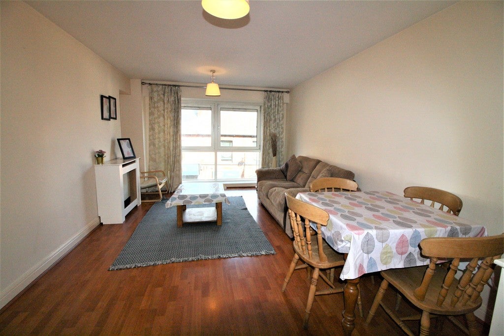 Flat Westfield Terrace in Sheffield