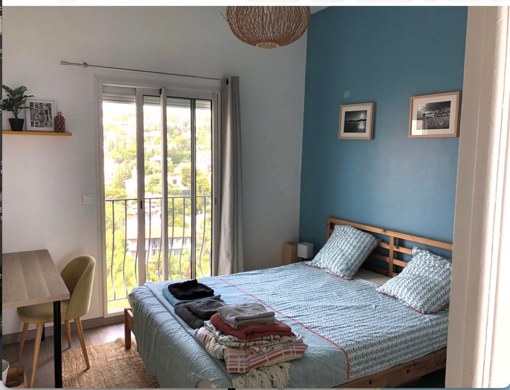 Room Avenue de Fabron in Nice