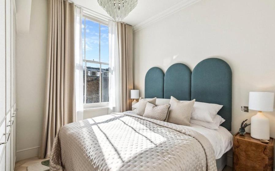 Flat Westbourne Terrace in City of Westminster