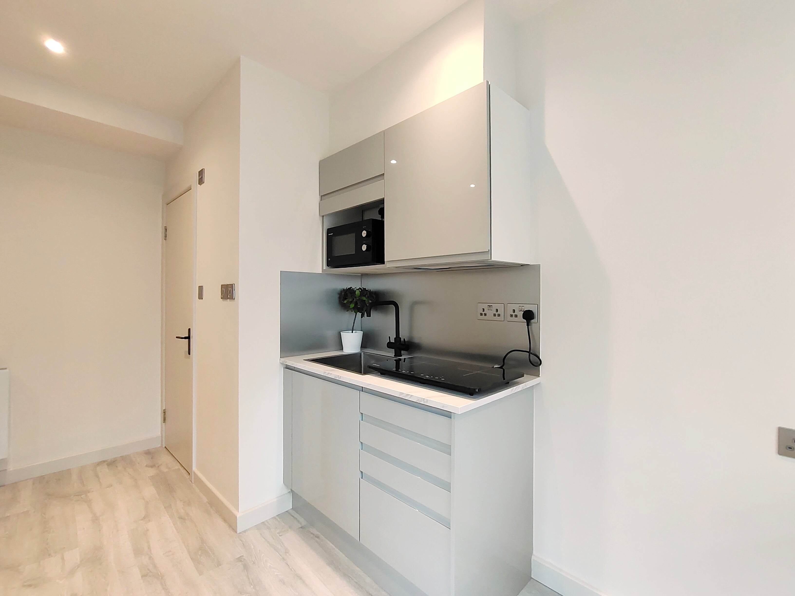 Room Villiers Road in Greater London