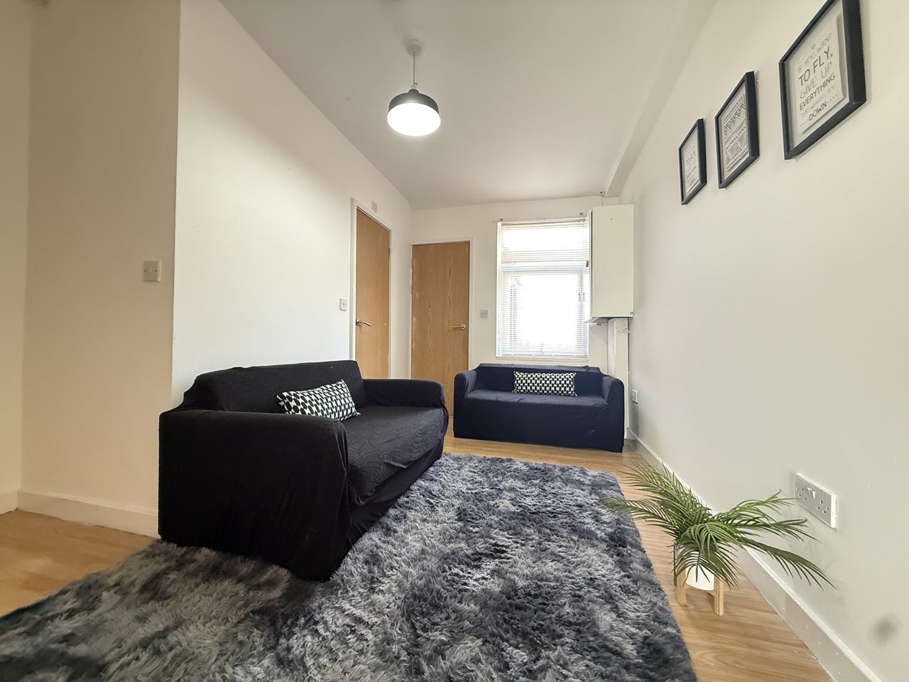 Flat Cyprus Road in Leicester