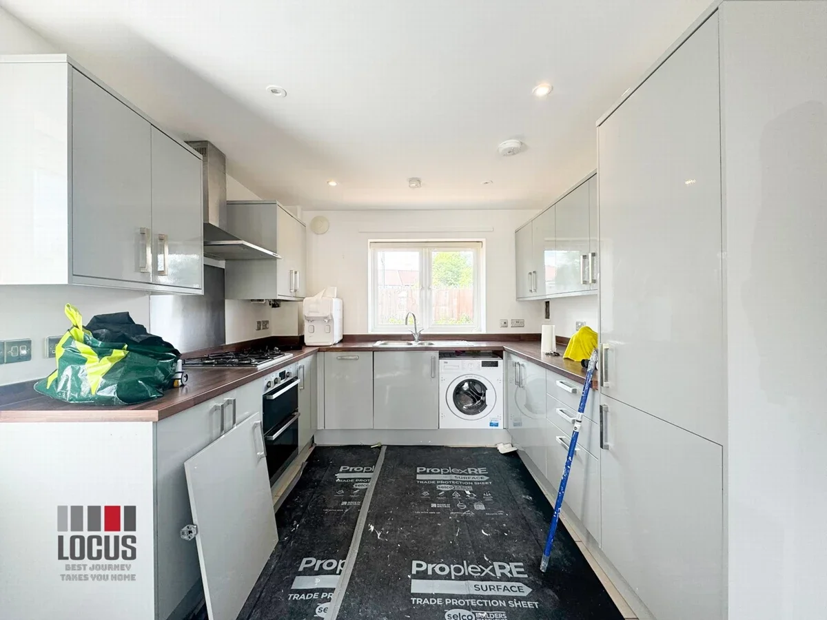 Flat Mina Terrace in Greater London