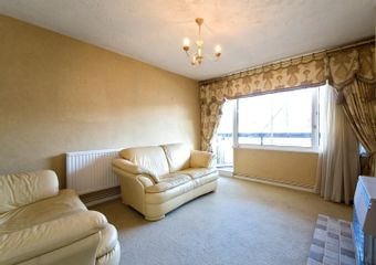 Flat Maitland Park Road in London
