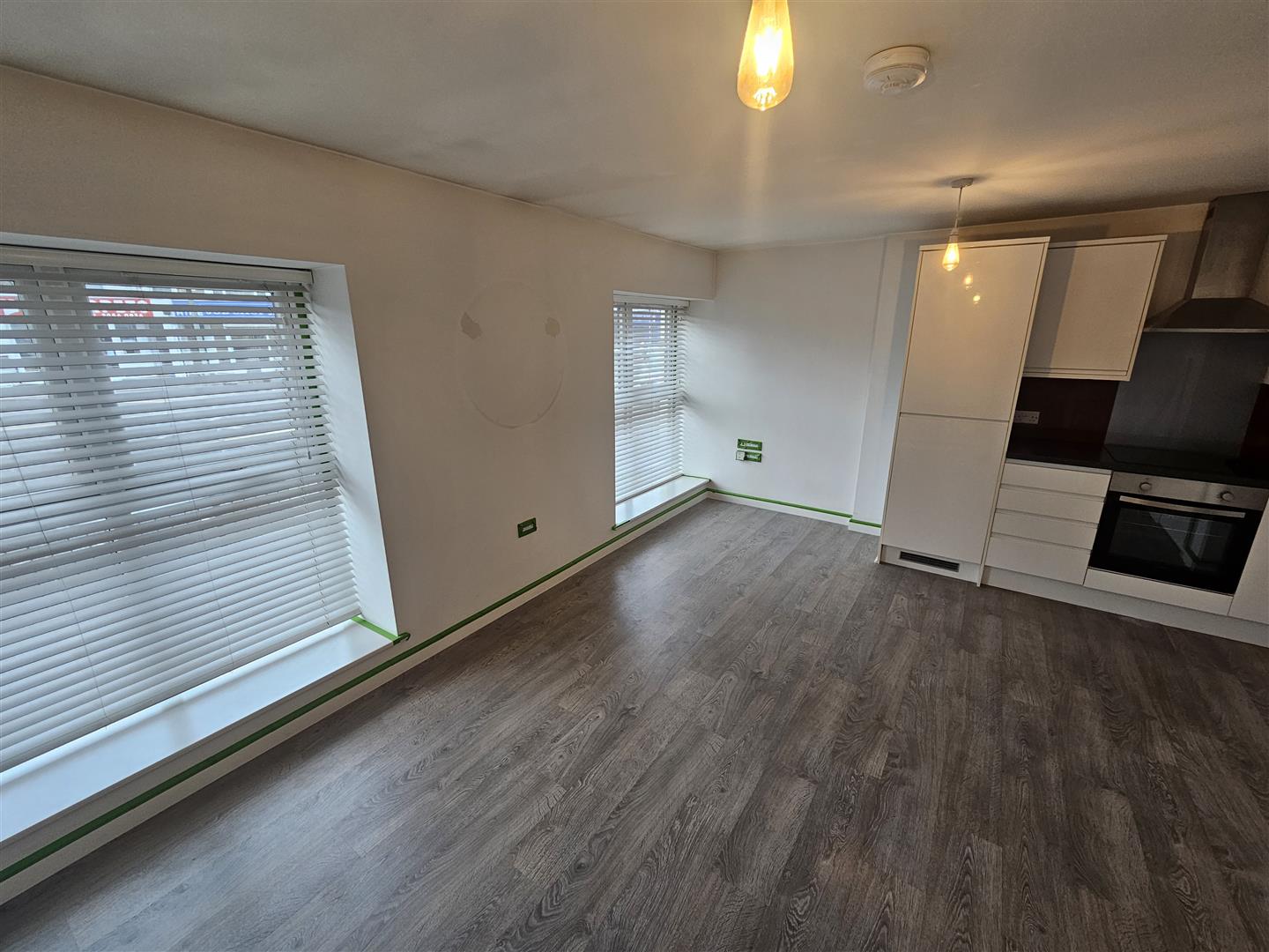 Flat Cowbridge Road East in Cardiff