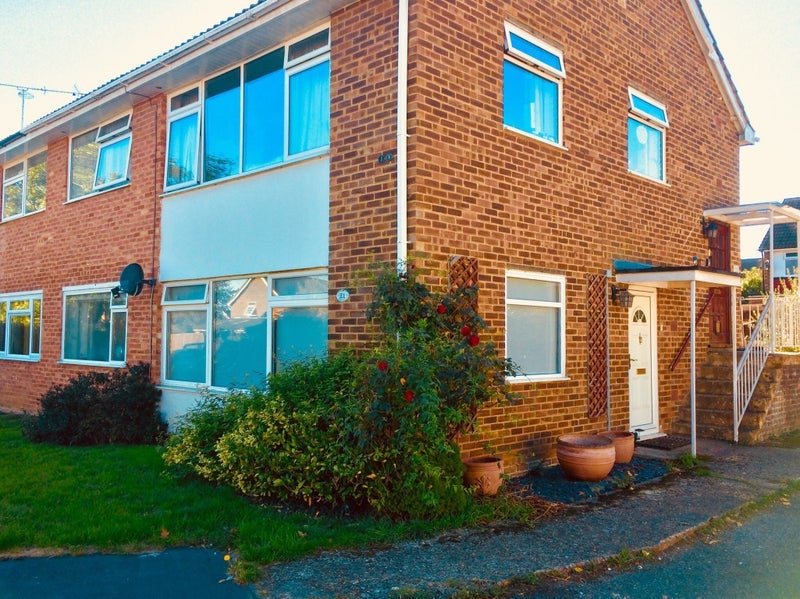 Flat Broom Hill in Cookham Rise