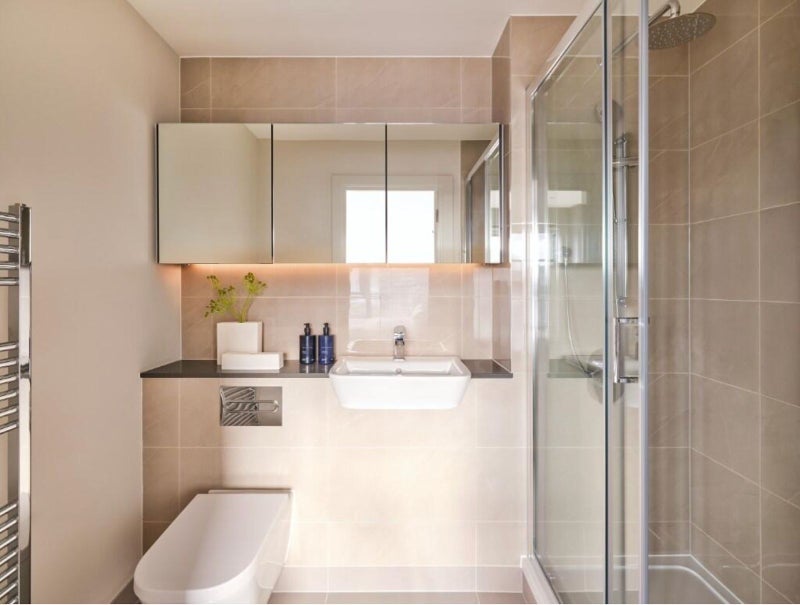 Room International Way in Greater London