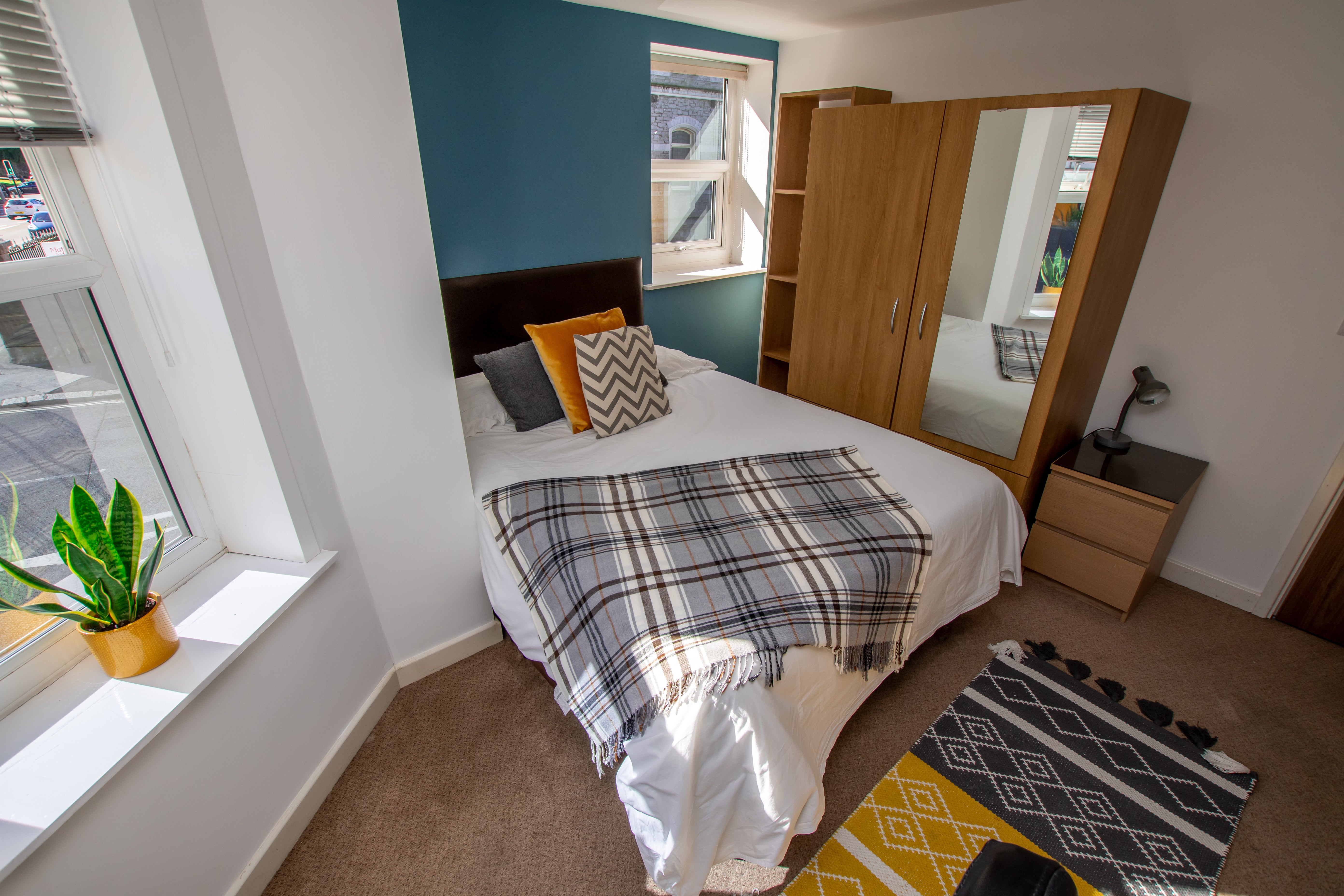 Room Mutley Plain in Plymouth