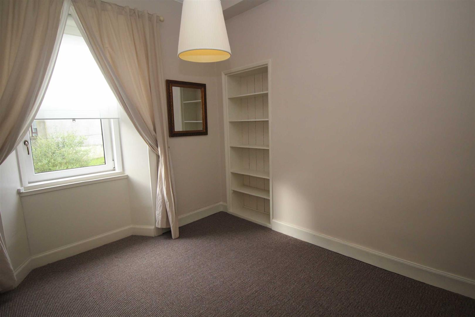 Flat Wellington Street in Greenock