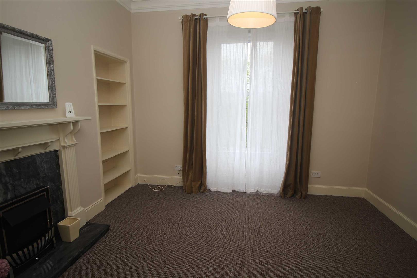 Flat Wellington Street in Greenock