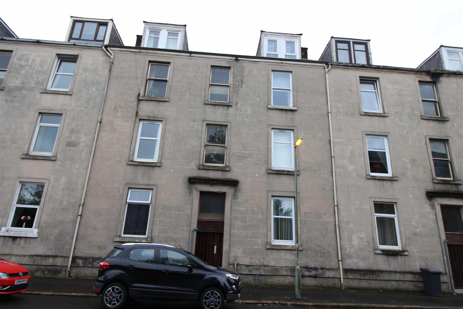 Flat Wellington Street in Greenock