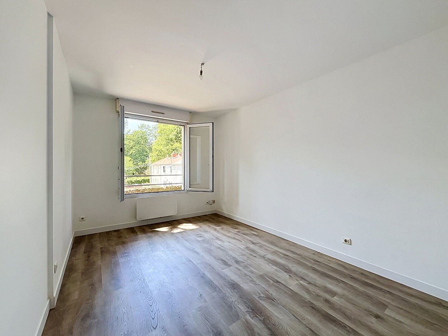 Chambre Place Jean Moulin à Cholet