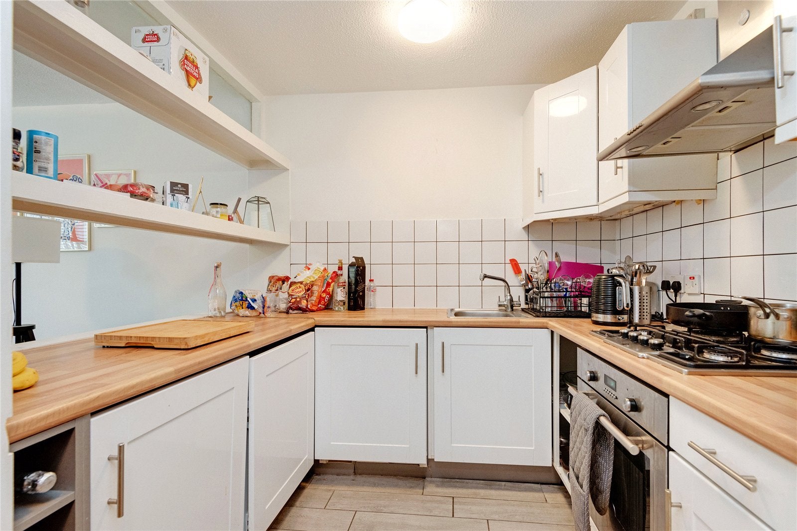Flat Wakeham Street in Greater London
