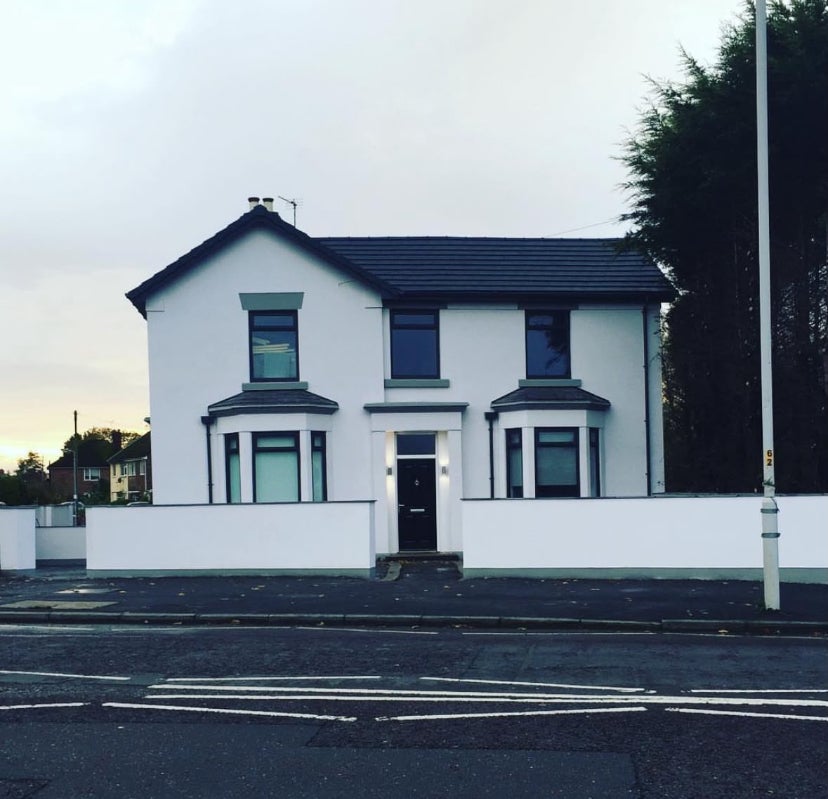 Flat Birkenhead Road in Great Meols