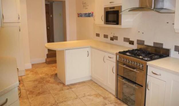 Room Holme Lane in Bradford