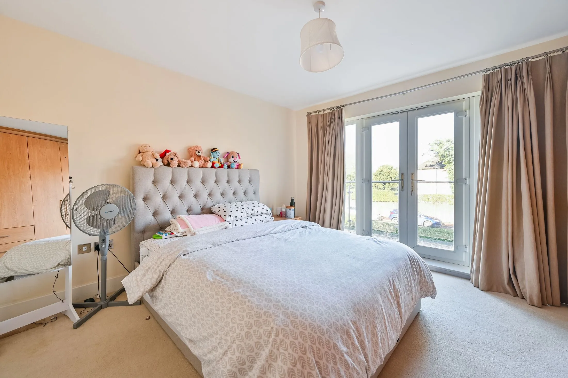 Flat Clarence Road in Greater London