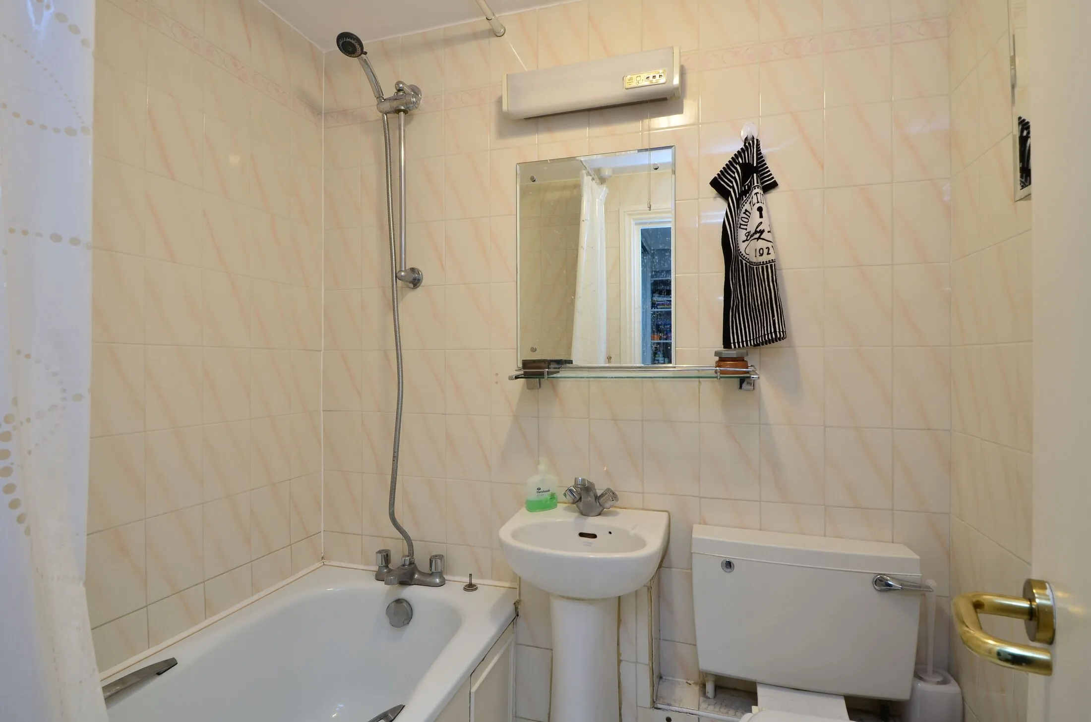 Flat Elystan Street in Greater London