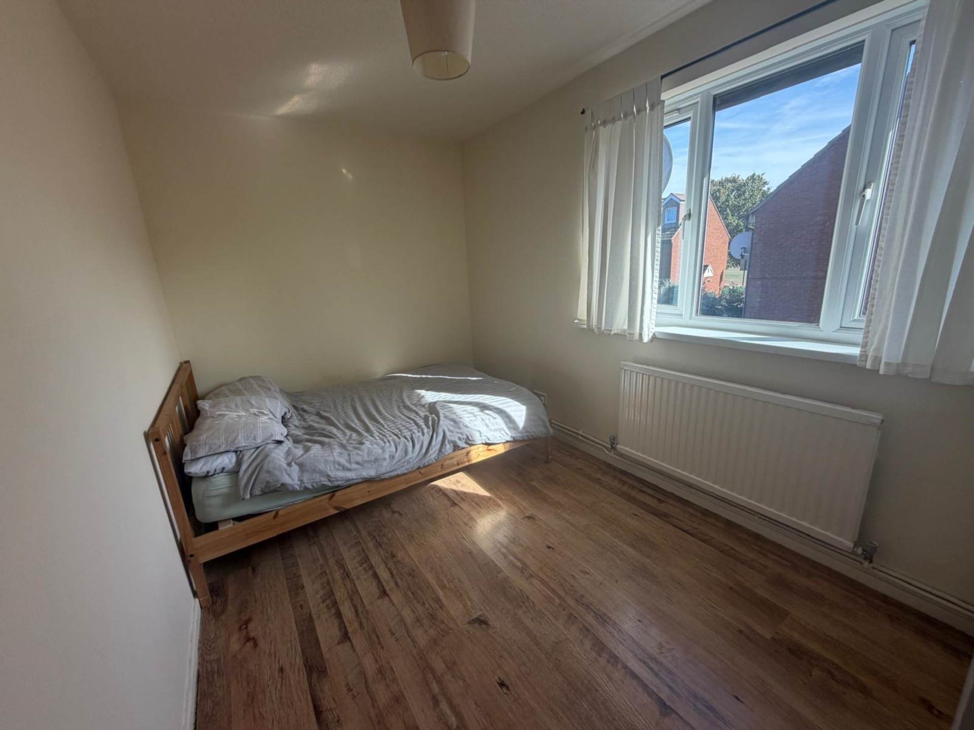 House Bayne Close in Greater London