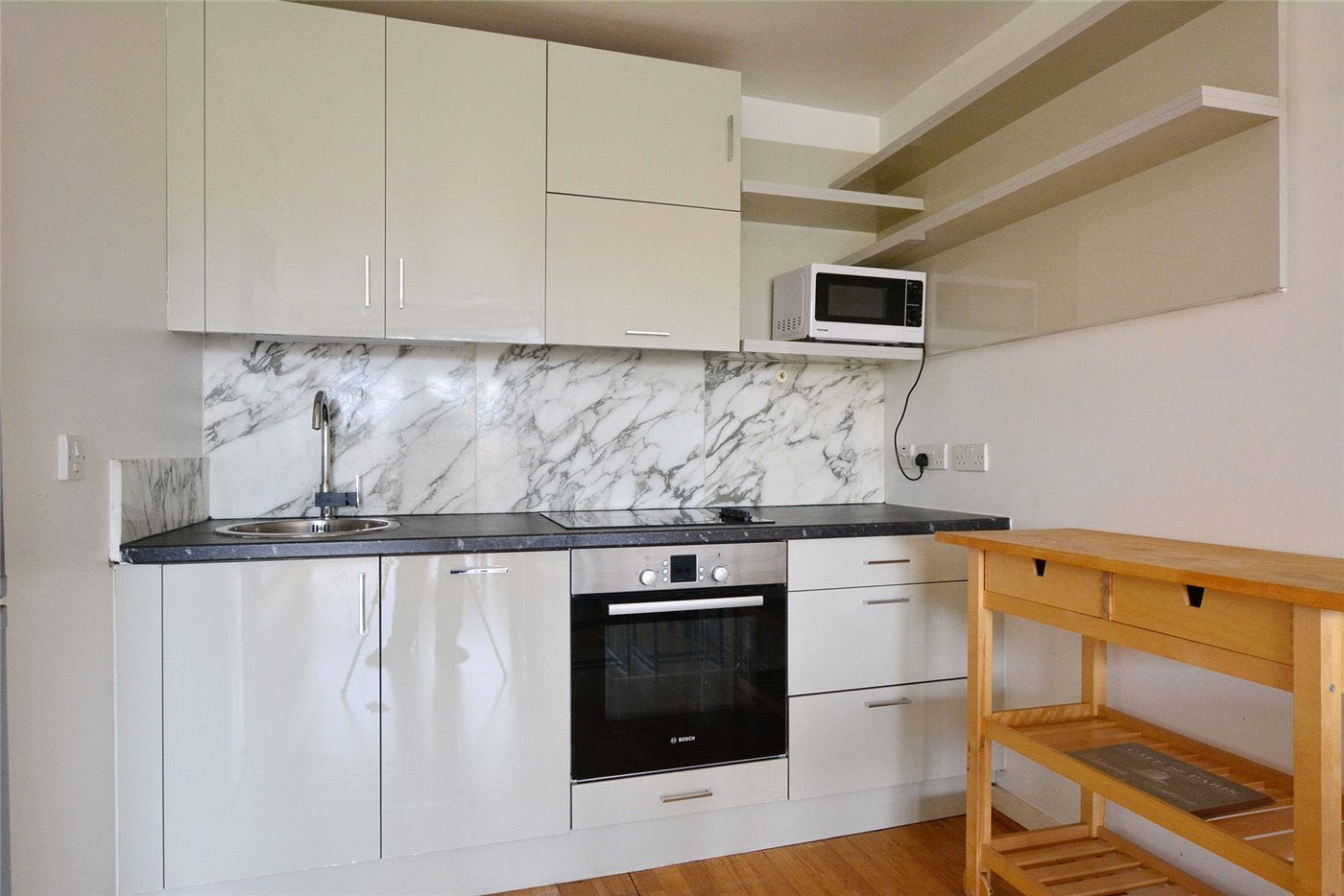 Flat Deals Gateway in Greater London