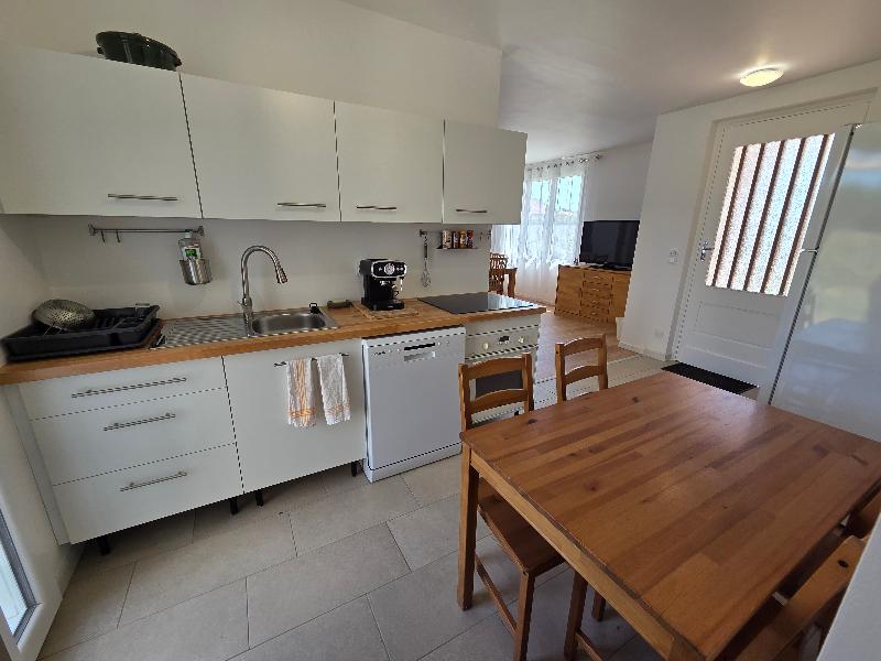 House Rue des Treilles in Libourne