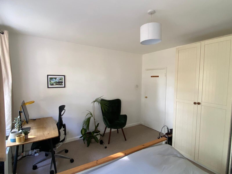 Room John Spencer Square in Greater London