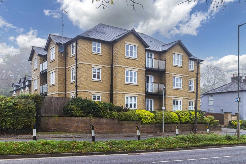 Flat Cotterells in Dacorum