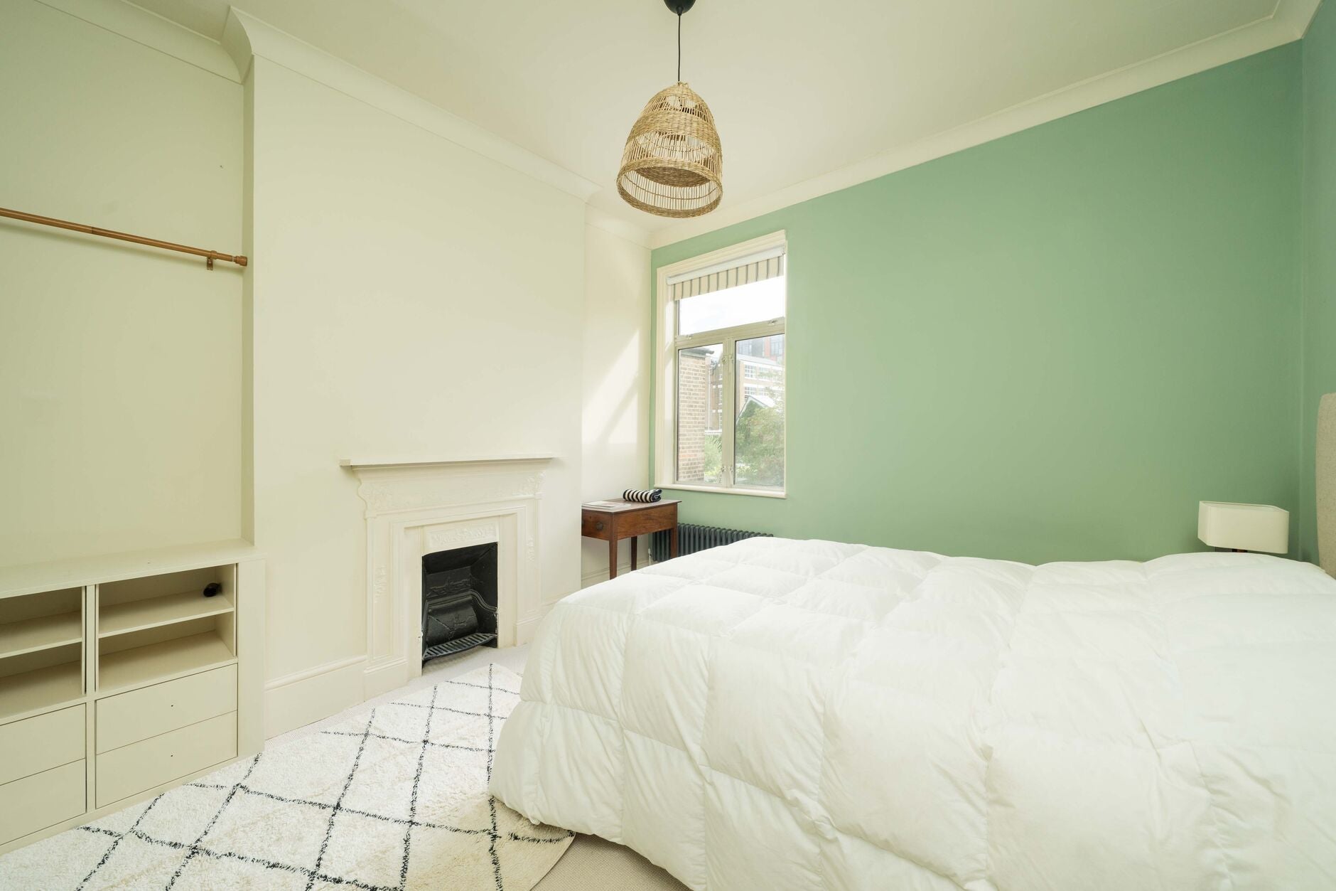 Flat Agnes Road in Greater London