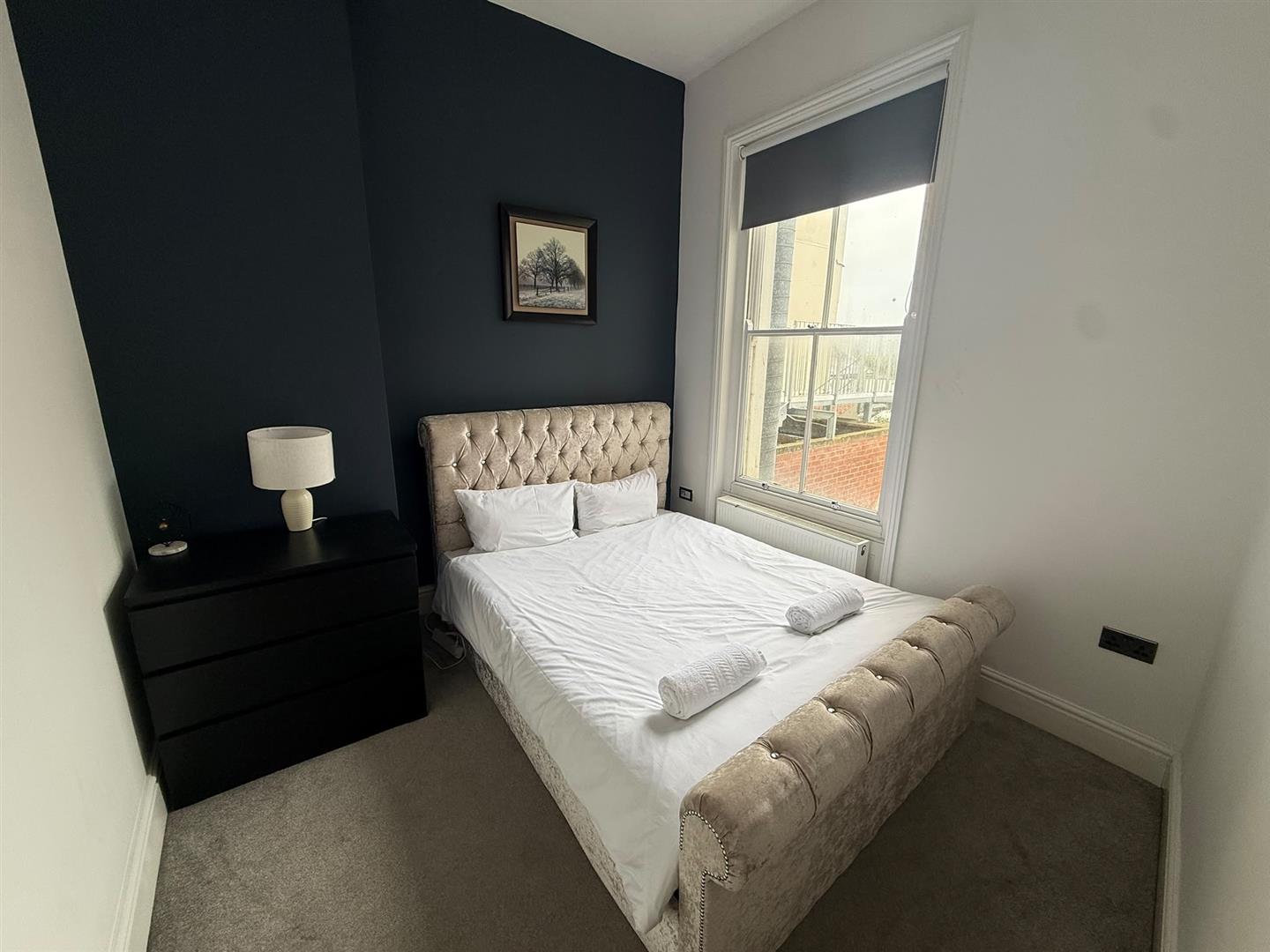 Room Western Road in Hove