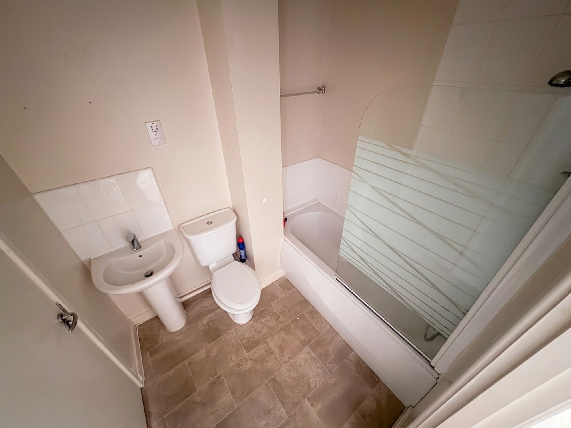 Flat Shakleton Road in Coventry