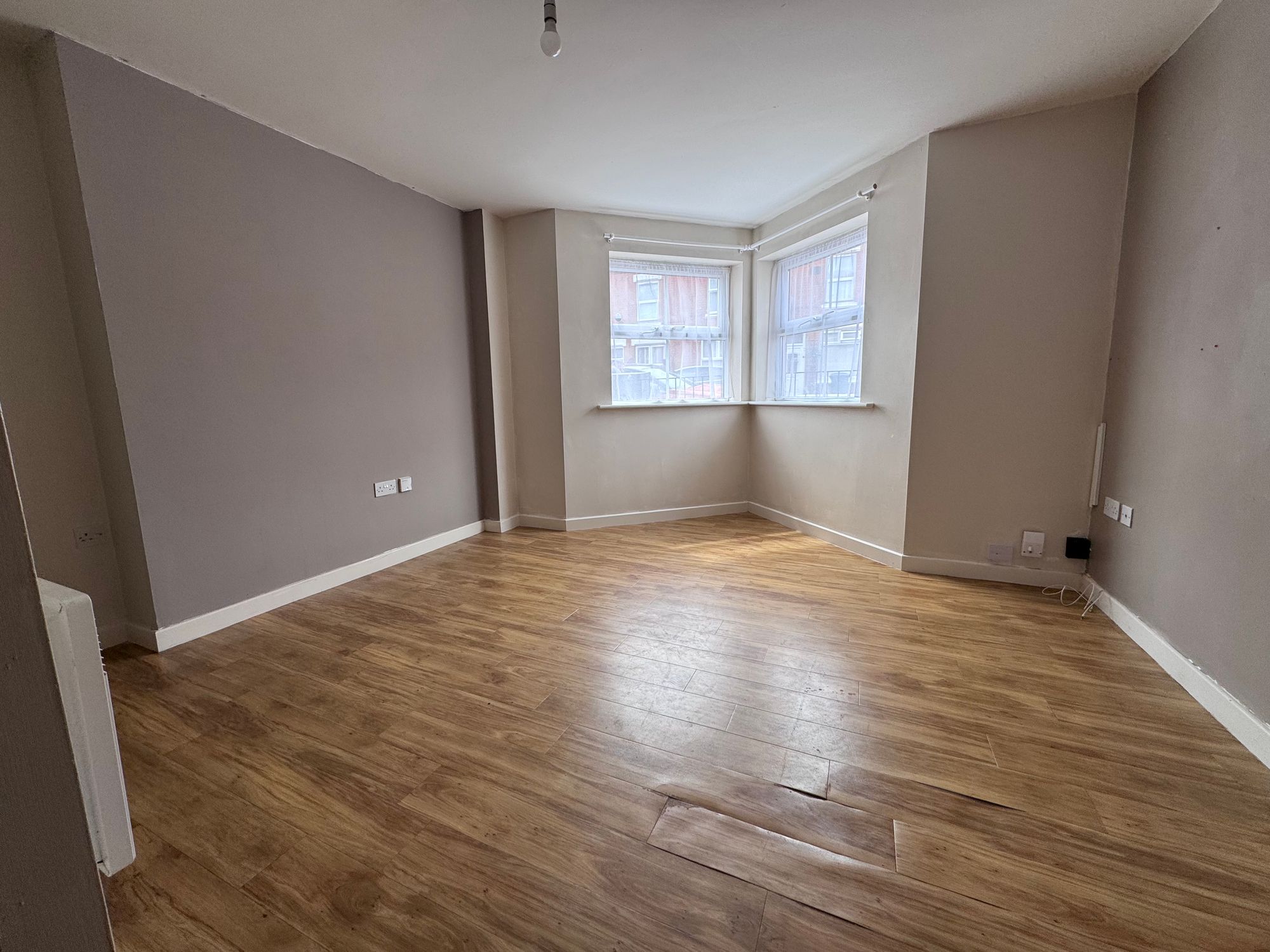 Flat Shakleton Road in Coventry