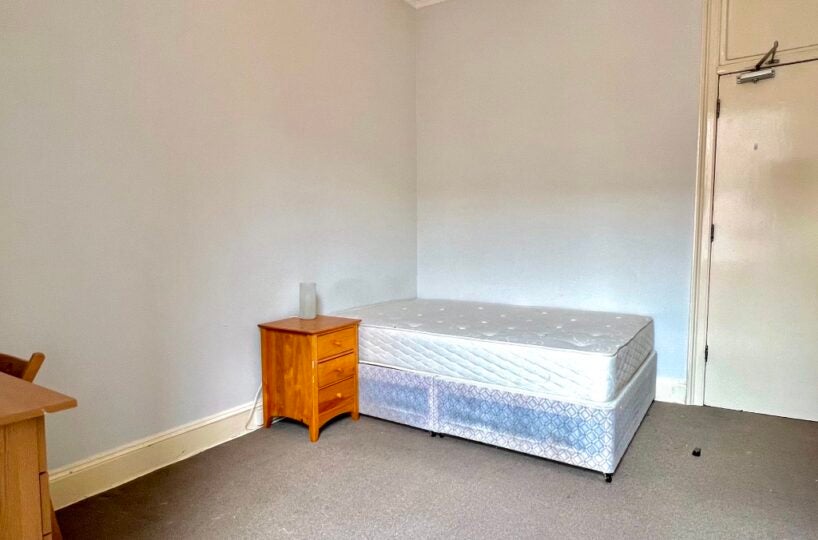 Room Haymarket in City of Edinburgh