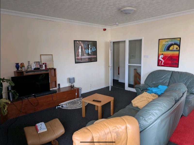 Room Ashley Down Road in Bristol