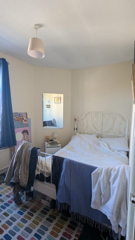 Room Ashley Down Road in Bristol