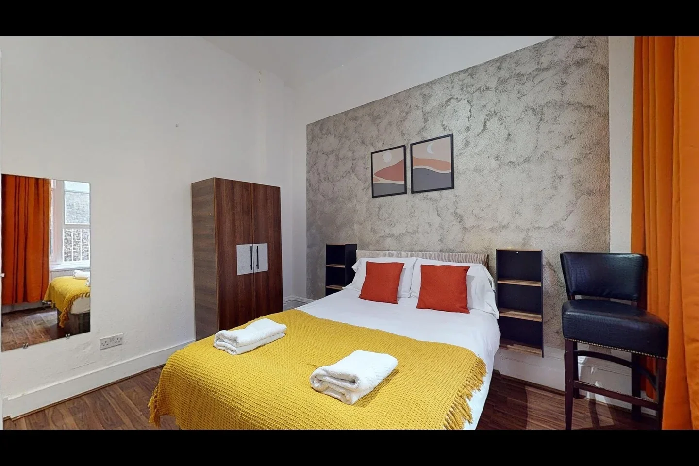 Flat Knaresborough Place in Greater London
