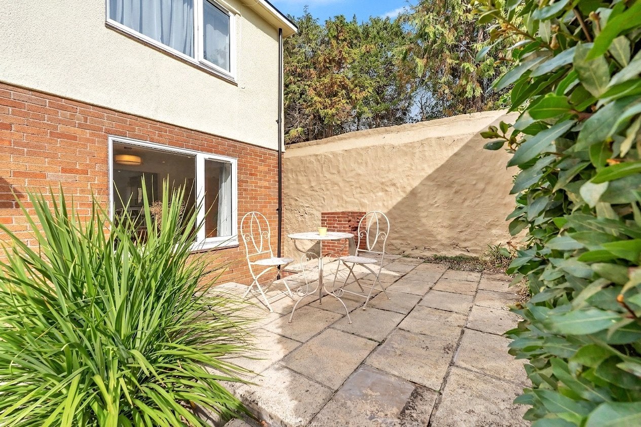 House Eastfield in Bristol