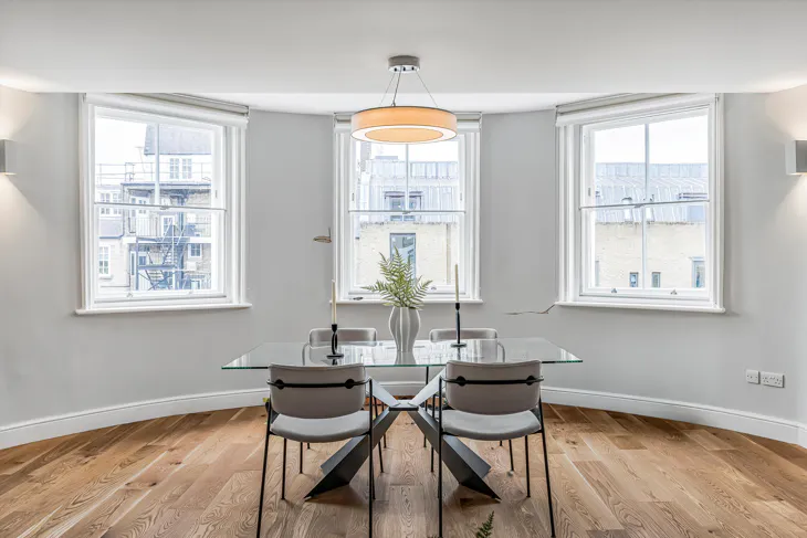 Flat Queen Anne Street in City of Westminster