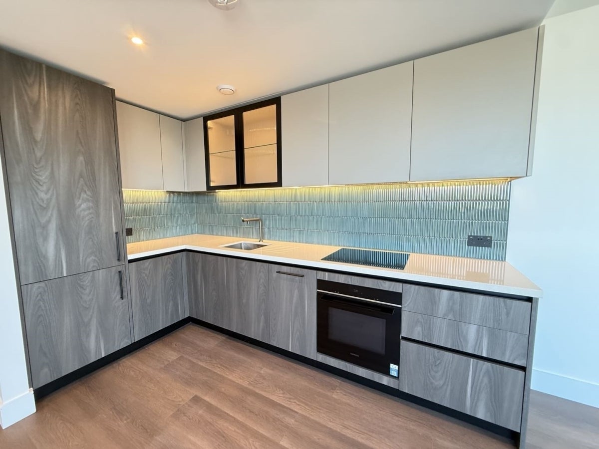 Flat Upper Street in Greater London
