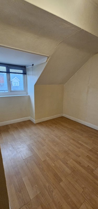 Room Cedric Street in Salford