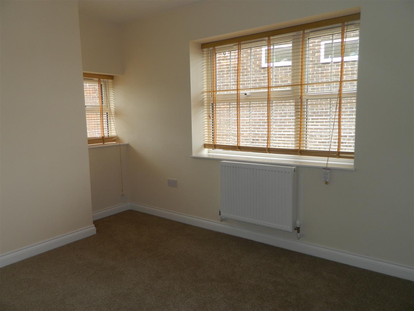 Flat Crewe Road in Sandbach
