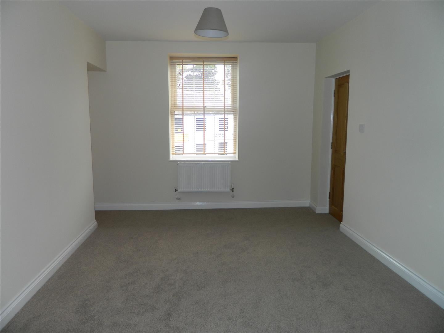Flat Crewe Road in Sandbach