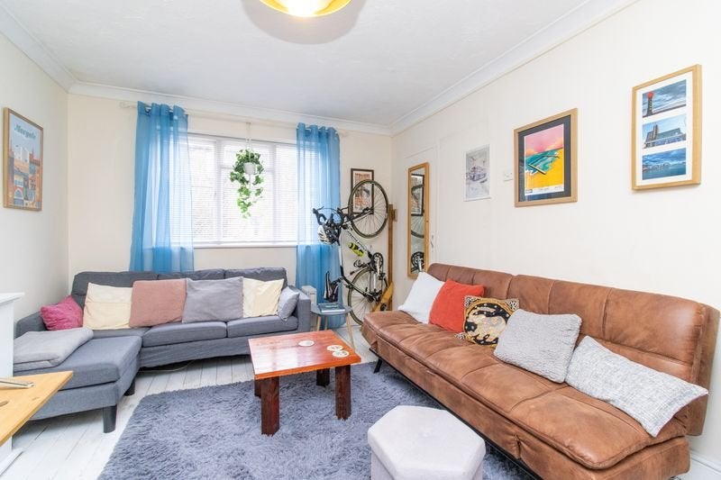 Flat Gordon Road in Thanet