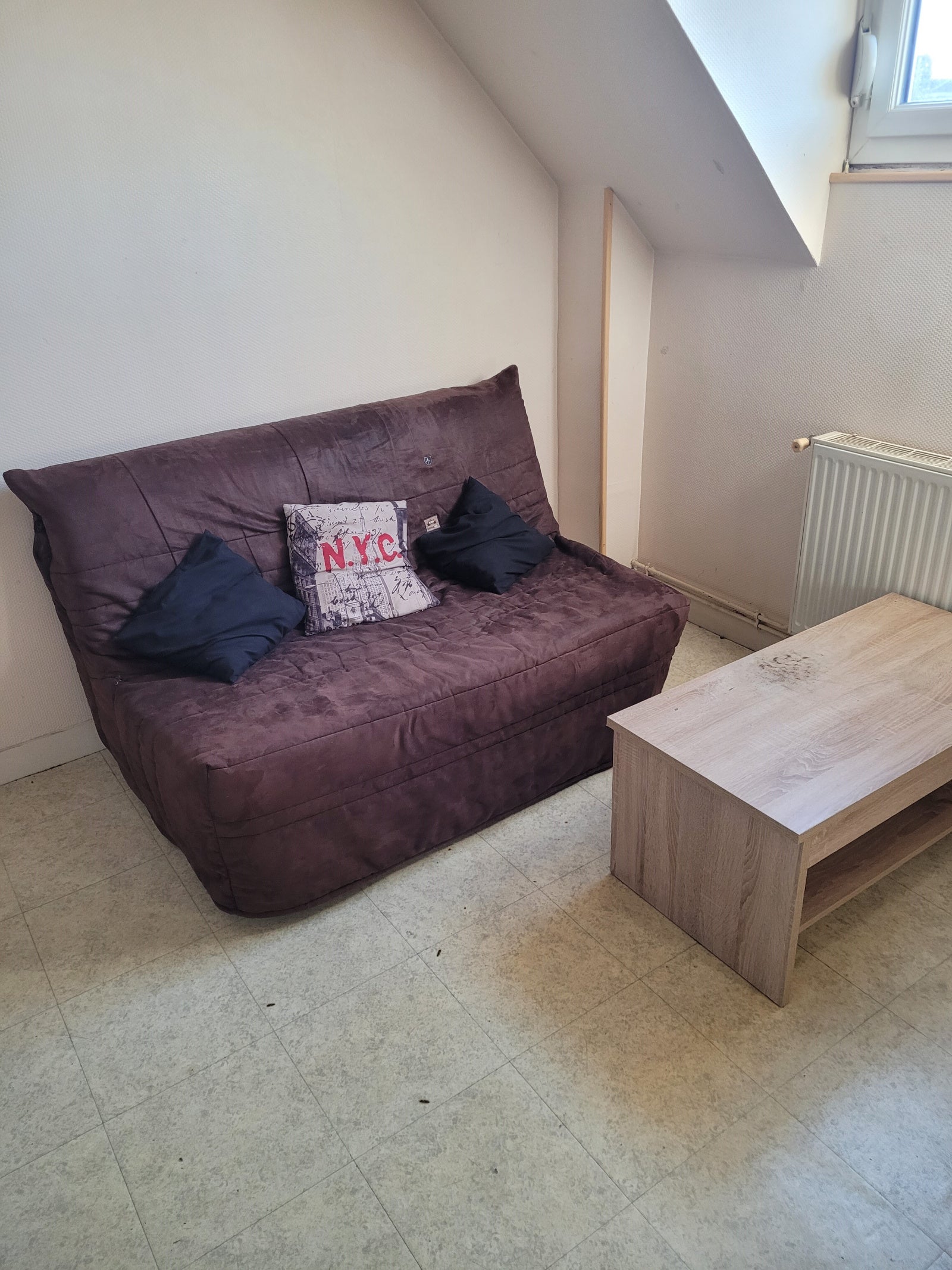 Flat Rue Saint-Jean in Gournay-en-Bray